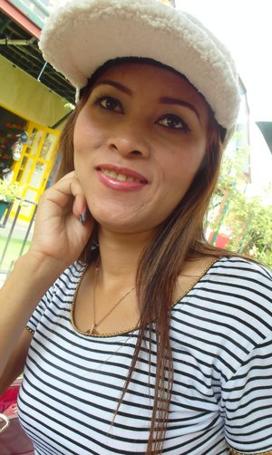 Asian Sex Diary offers a xxx picture gallery with Sylvy in superb anal sex