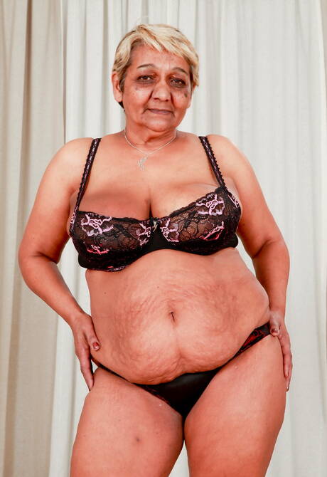 White Ghetto picture collection featuring Evika and Steve Q in boy-girl scene